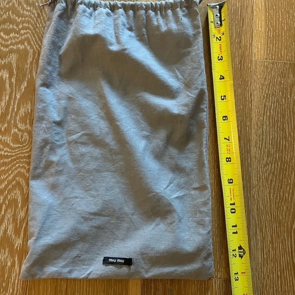 Single authentic Miu Miu dustbag for shoes. Used. - Picture 4 of 5